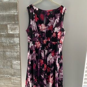 Simply Vera High/Low Sleeveless Maxi Dress